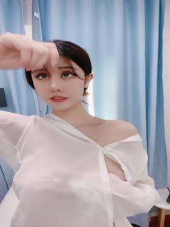 嗯哼含着去厨房h_迅雷vip有字幕完整版_限制级